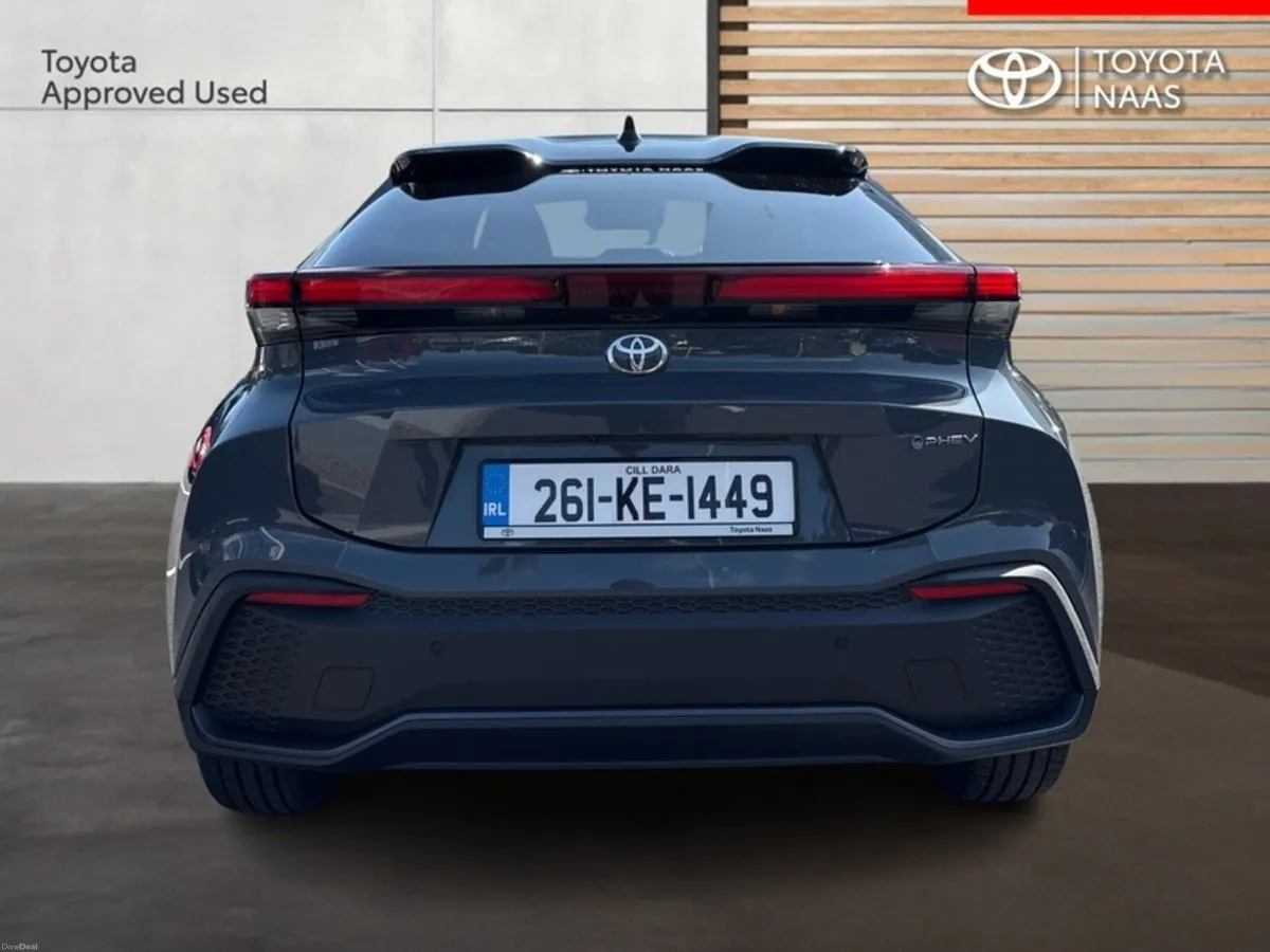 Toyota C-HR EX - DEMO C-HR PHEV SPORT+ - Image 4