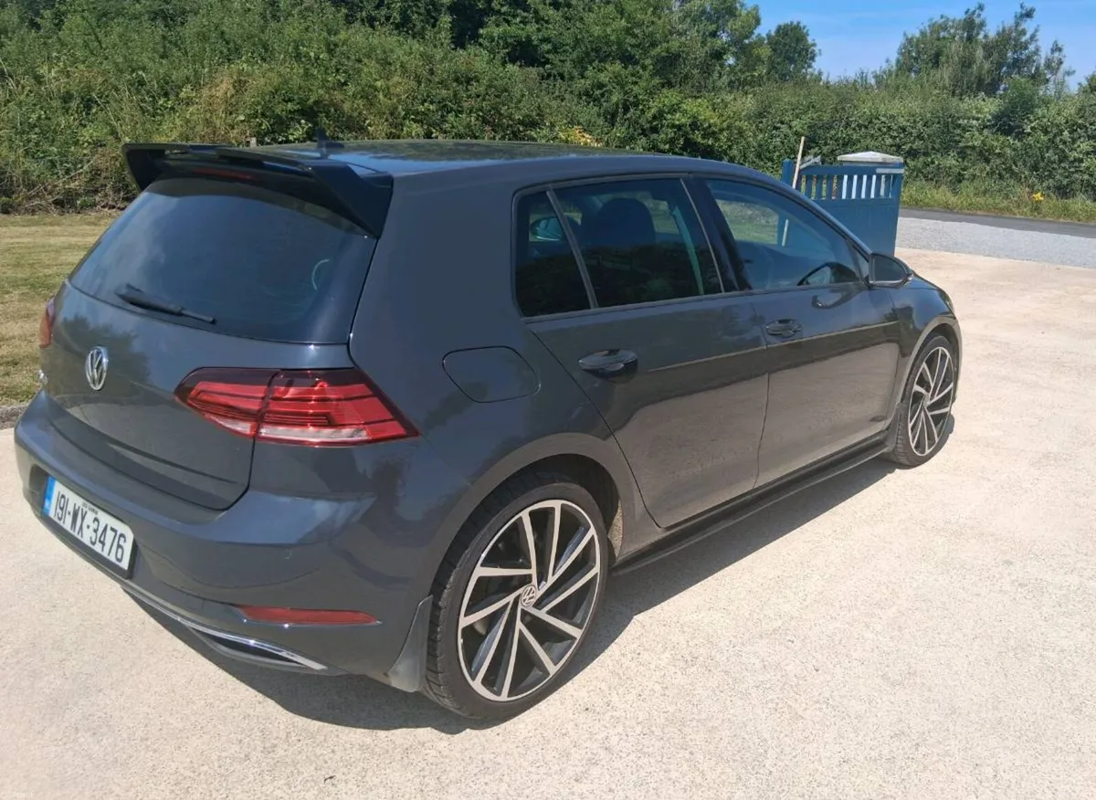 2019 VOLKSWAGEN GOLF 1.6 diesel - Image 5