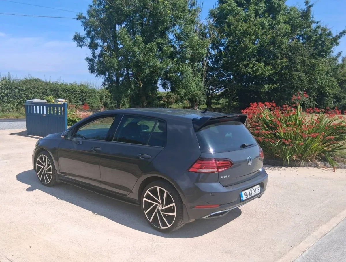 2019 VOLKSWAGEN GOLF 1.6 diesel - Image 4