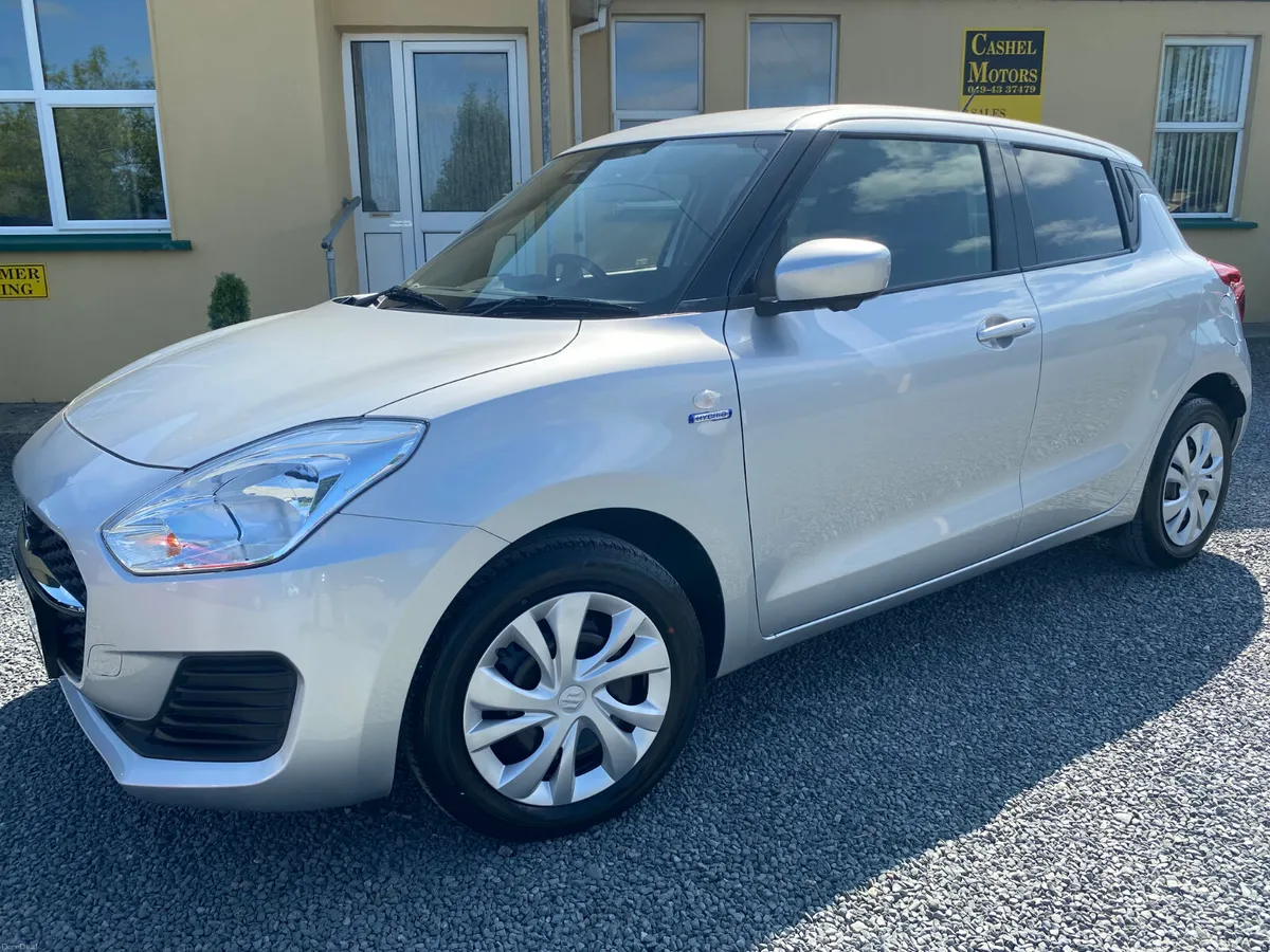 1.2 HYBRID Automatic ! ONLY 30K !   222Reg - Image 1