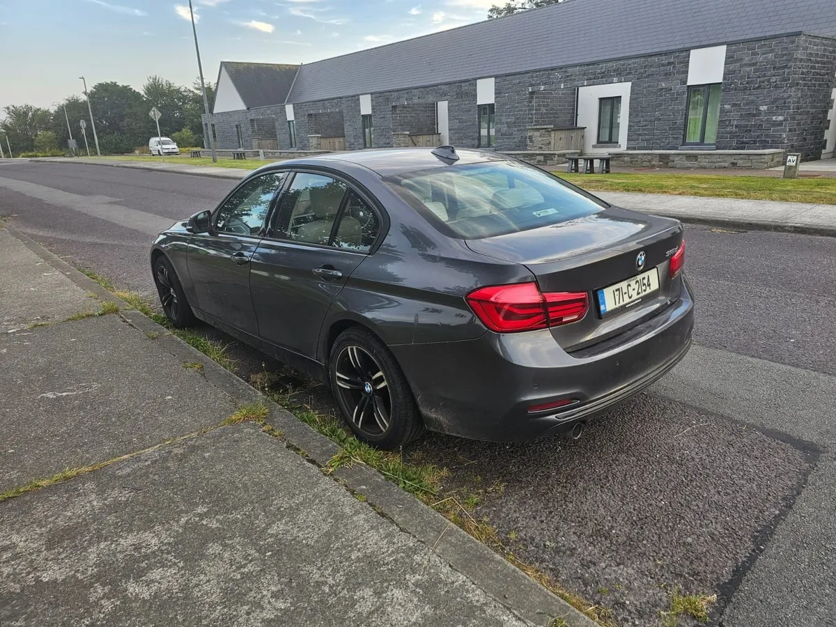 BMW 3-S Immaculate Condition, Main Dealer Sourced - Image 4