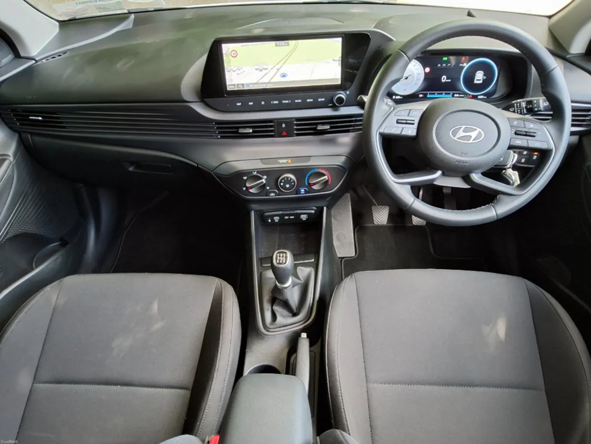 Hyundai i20 DELUXE PLUS 5DR - Image 5