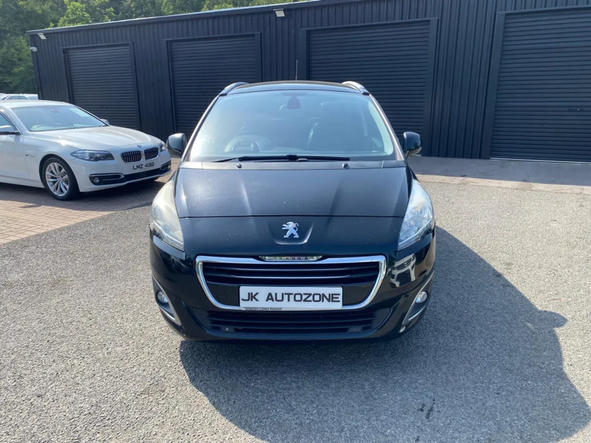 Peugeot 5008 FAMILY 1.6 BLUE LEATHER - Image 3