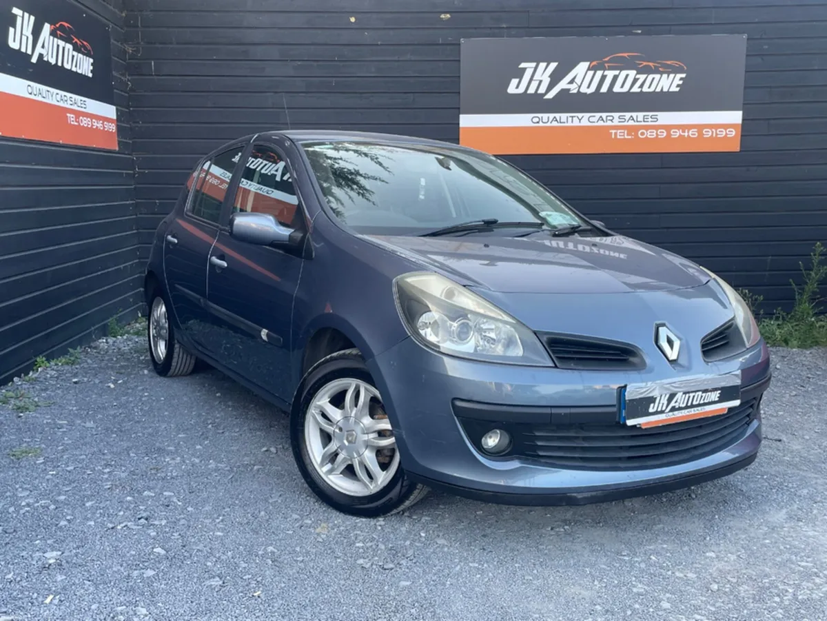 Renault Clio 1.2 16V DYNAMIQUE - Image 1
