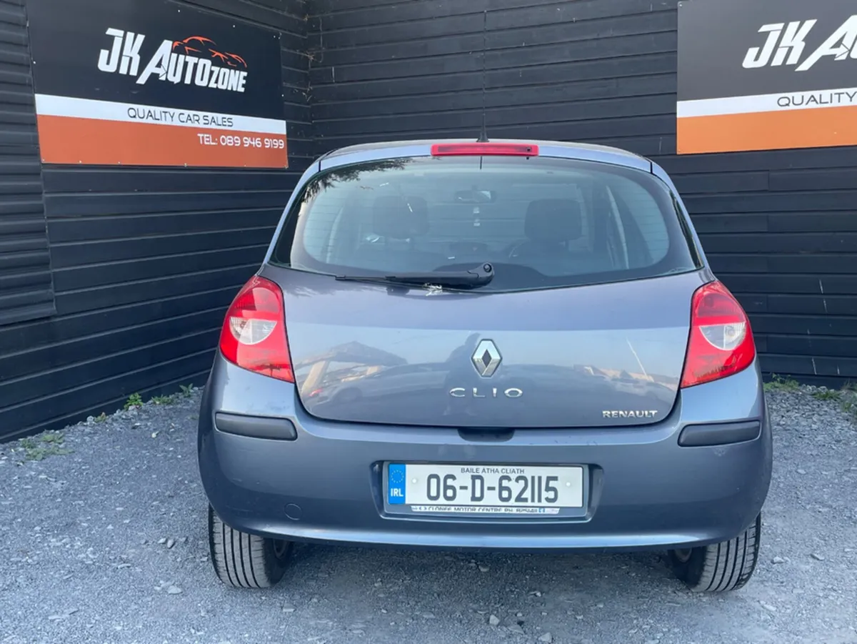 Renault Clio 1.2 16V DYNAMIQUE - Image 5