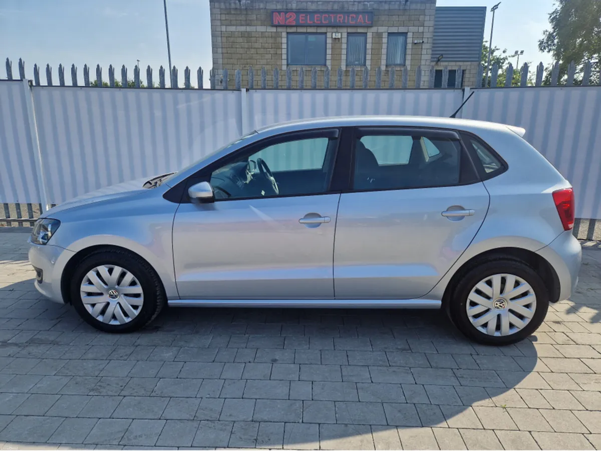 Volkswagen Polo 1.2 PETROL AUTO - Image 6