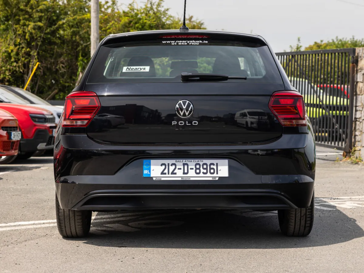 Volkswagen Polo TRENDLINE 1.0 MANUAL 5SPEED 80HP 5 - Image 5