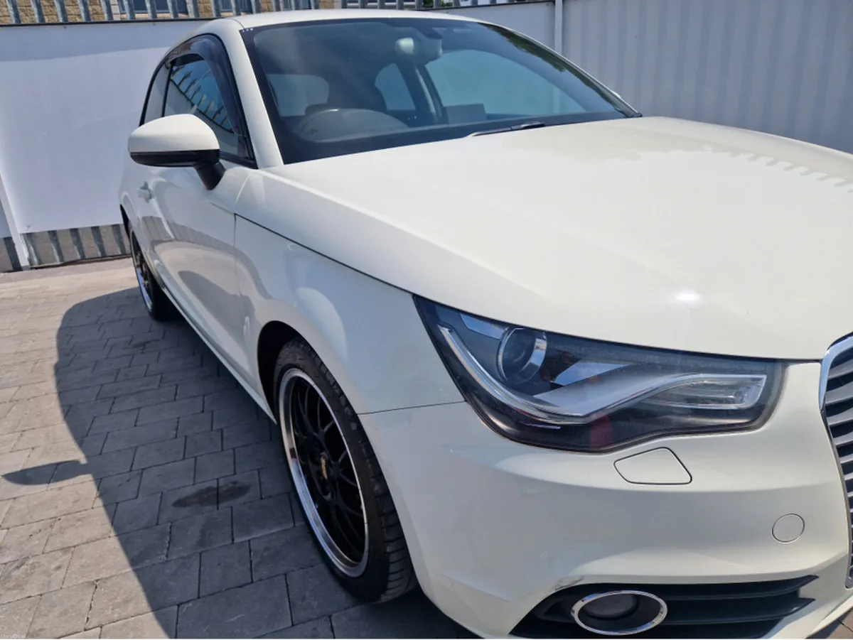 Audi A1 1.4 PETROL AUTO - Image 2