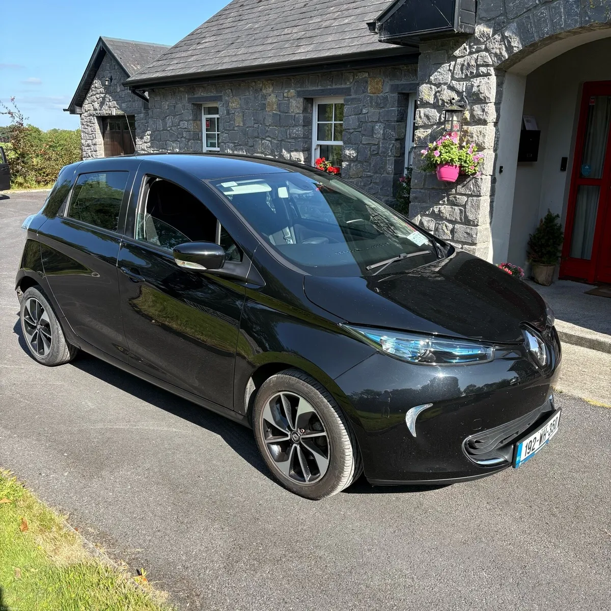 Renault Zoe (with new motor) - Image 1