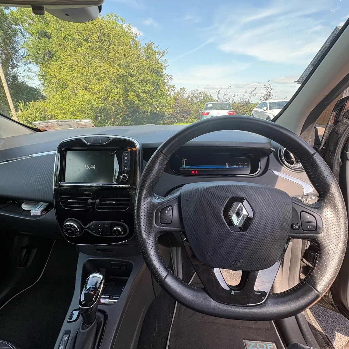 Renault Zoe (with new motor) - Image 5