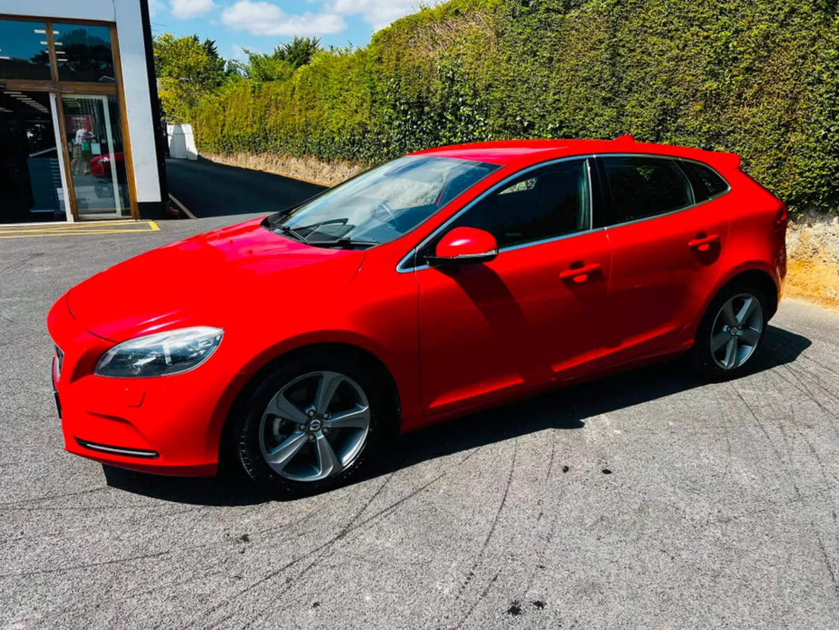 Volvo V40 FINANCE AVAILABLE - Image 5