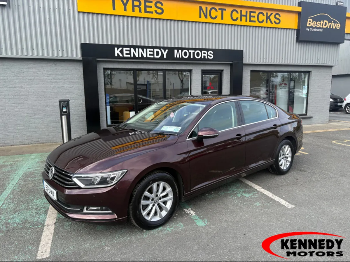 Volkswagen Passat COMFORTLINE 1.6 TDI MANUAL 6SPEE - Image 2