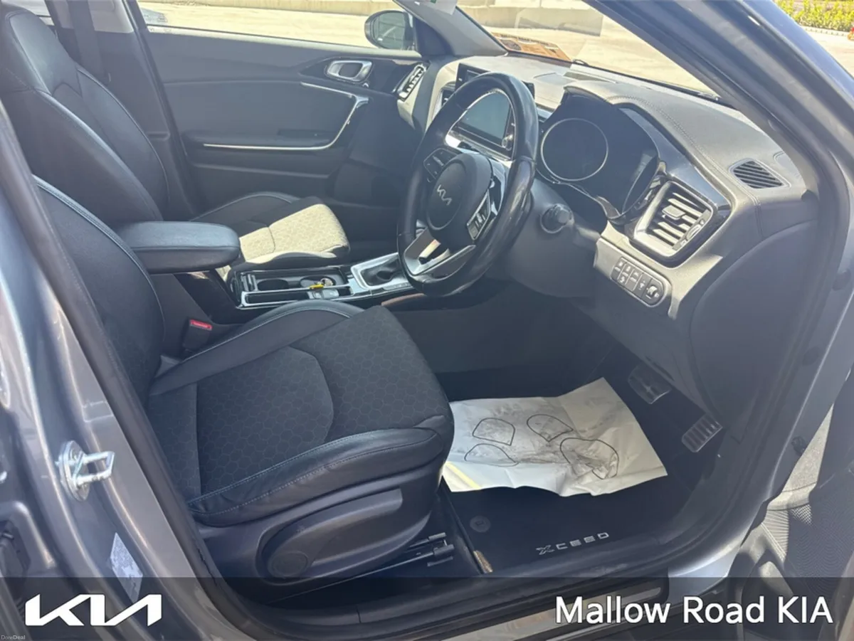 Kia XCeed PHEV MY22 5DR AUTO - Image 2