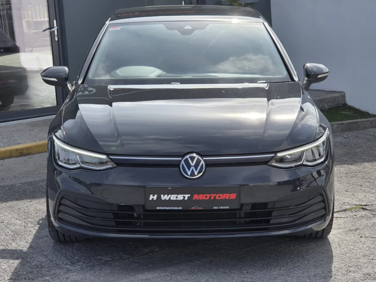 Volkswagen Golf 1.5 TSI PETROL - Image 5