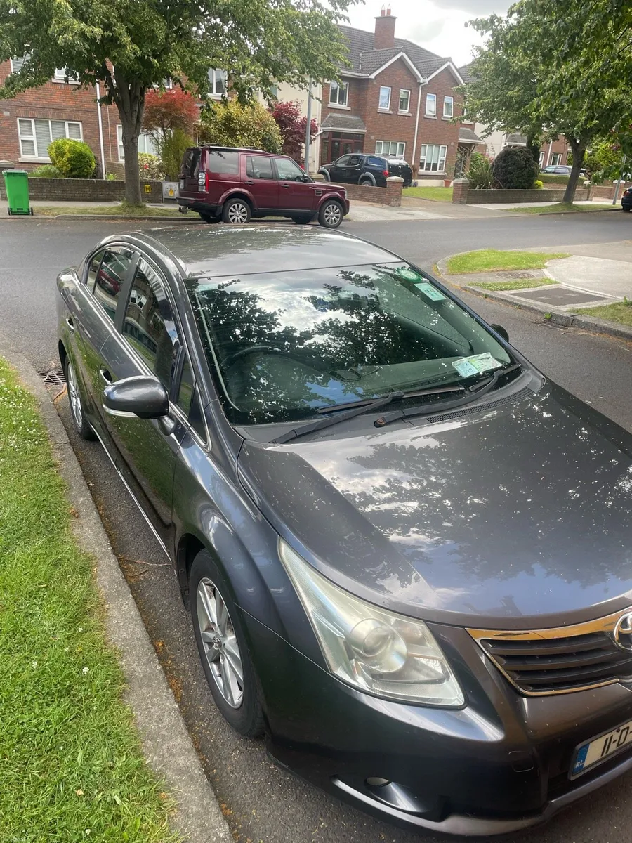 2011 Toyota avensis 1.6l petrol - Image 4