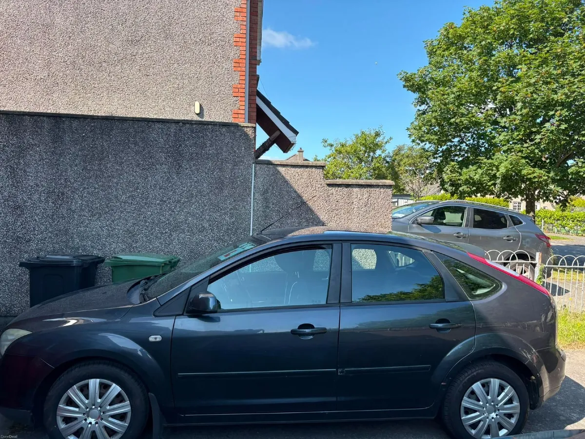 2008 Ford Focus — NCT Feb 2027 | Fresh  Service - Image 4
