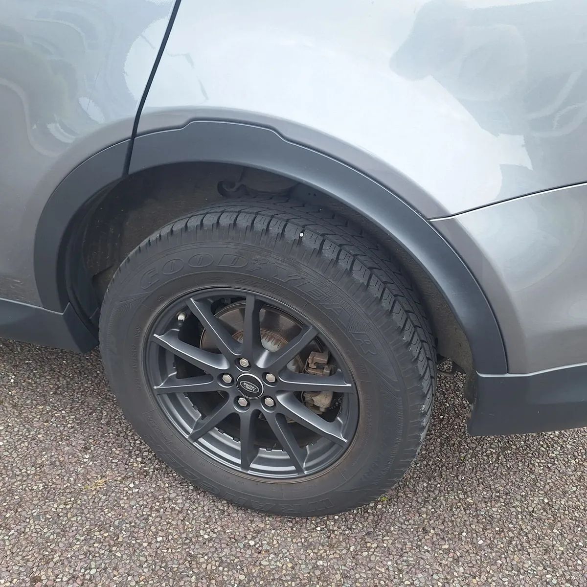 Land Rover Discovery Sport 2020 - Image 5