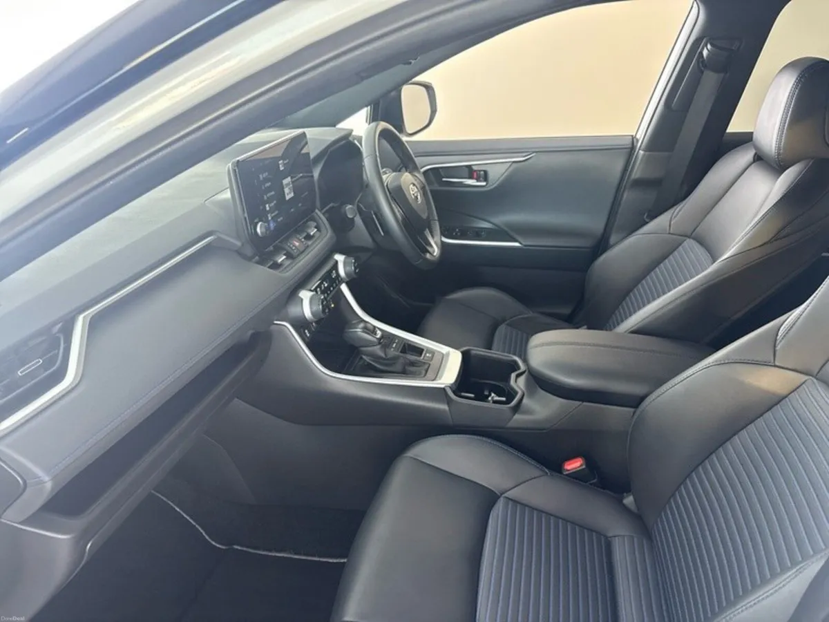 Toyota RAV4 HYBRID SPORT - Image 6