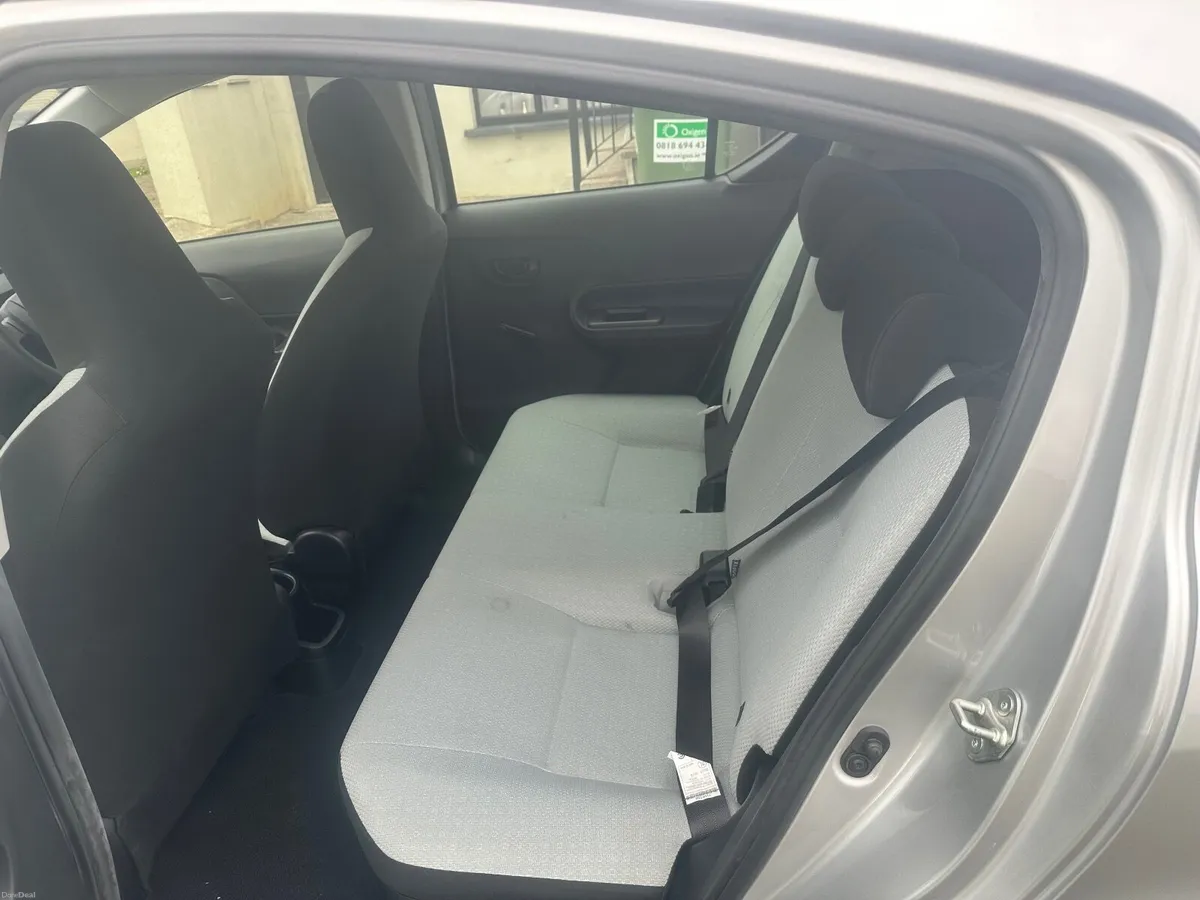Toyota Aqua 2019 - Image 6