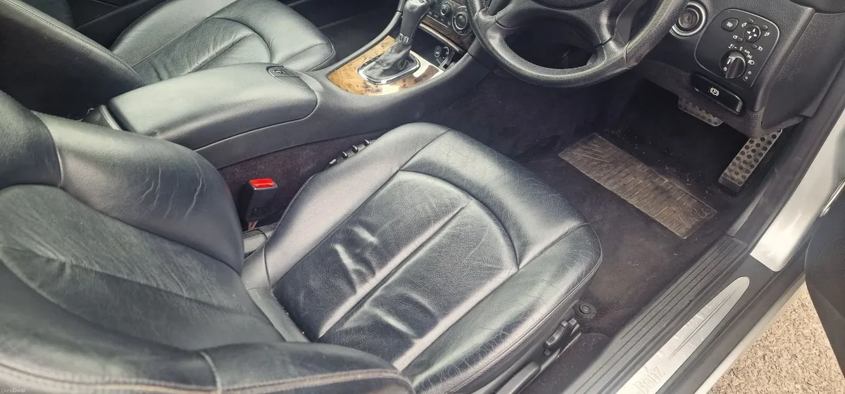 Mercedes-Benz CLK 2009 amg Coupe - Image 3