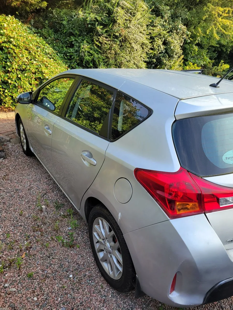 Toyota Auris 2013 - Image 6