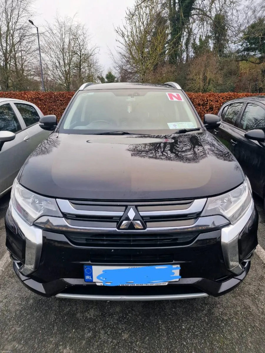 172 Mitsubishi Outlander - NCT Till 10/2027 - Image 1