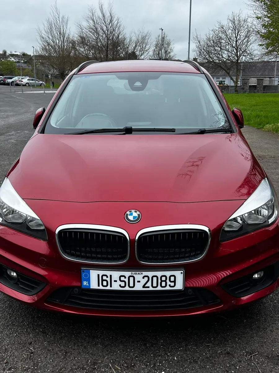 BMW 7 seater - Image 1