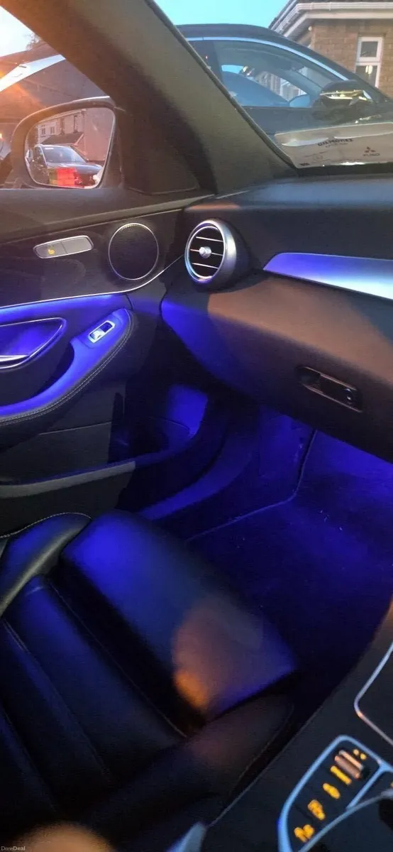 Mercedes-Benz C-Class 2020 - Image 2