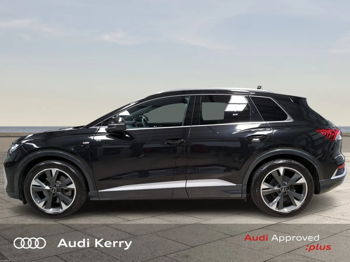 Audi Q4 e-tron E-TRON 45 S-LINE AUTOMATIC - Image 4