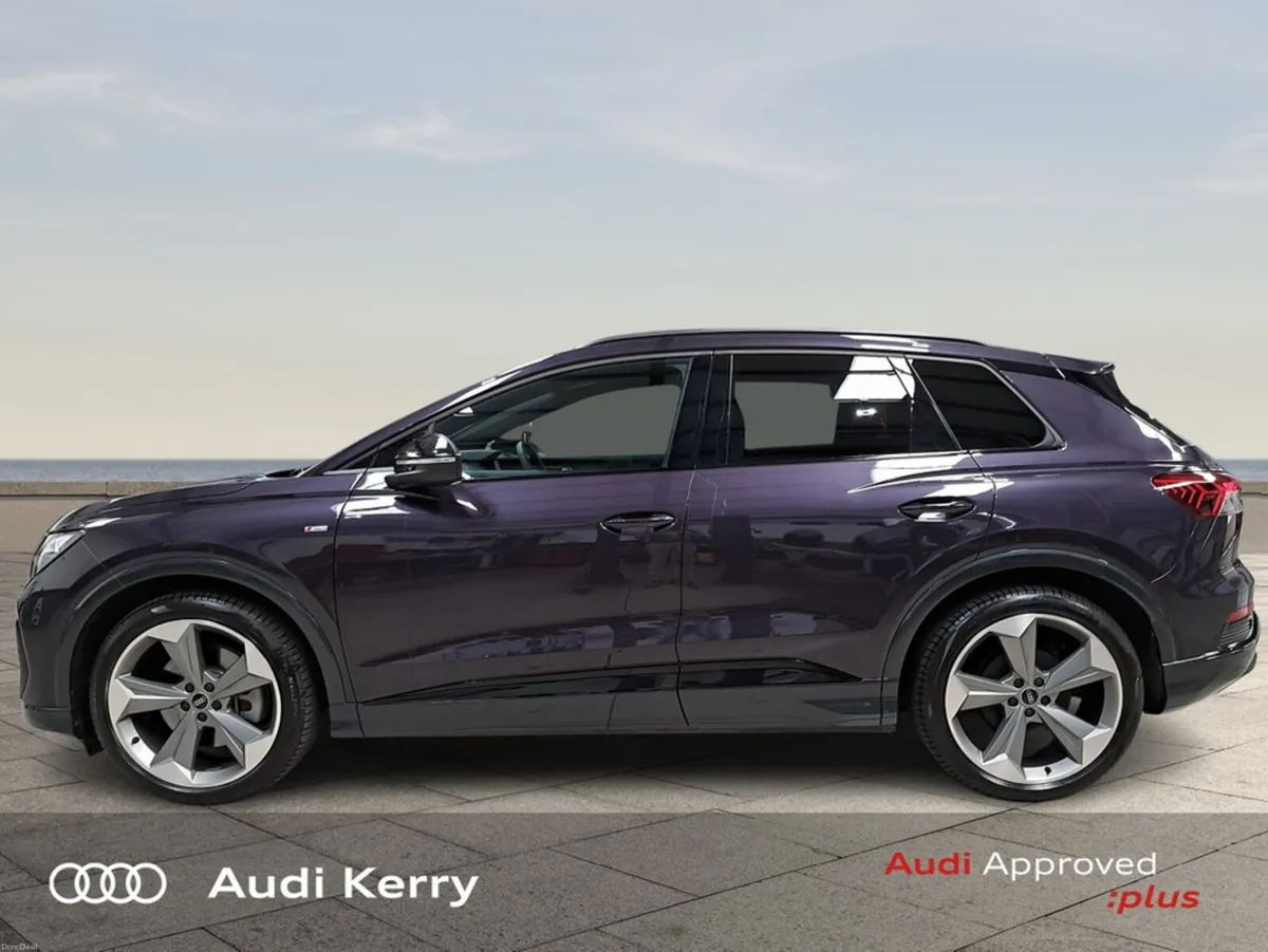 Audi Q4 e-tron E-TRON 40 BLACK EDITION S-LINE AUTO - Image 4