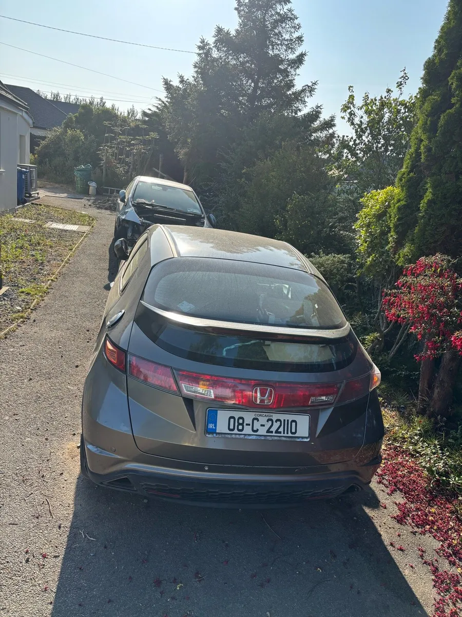 Honda Civic Exec. 1.8 i-VTEC –Two Cars– €3,250 ONO - Image 5