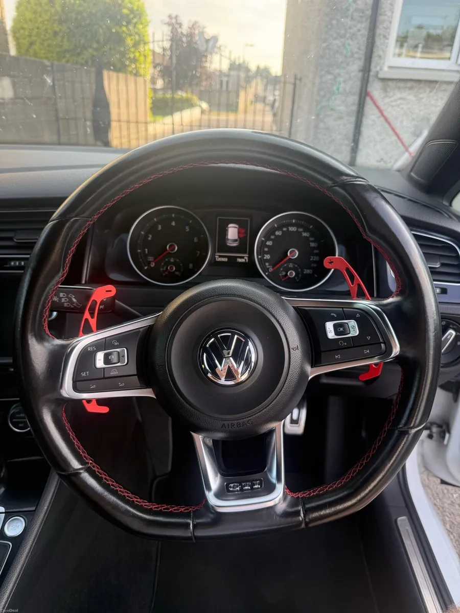 Volkswagen Golf 2014 - Image 3