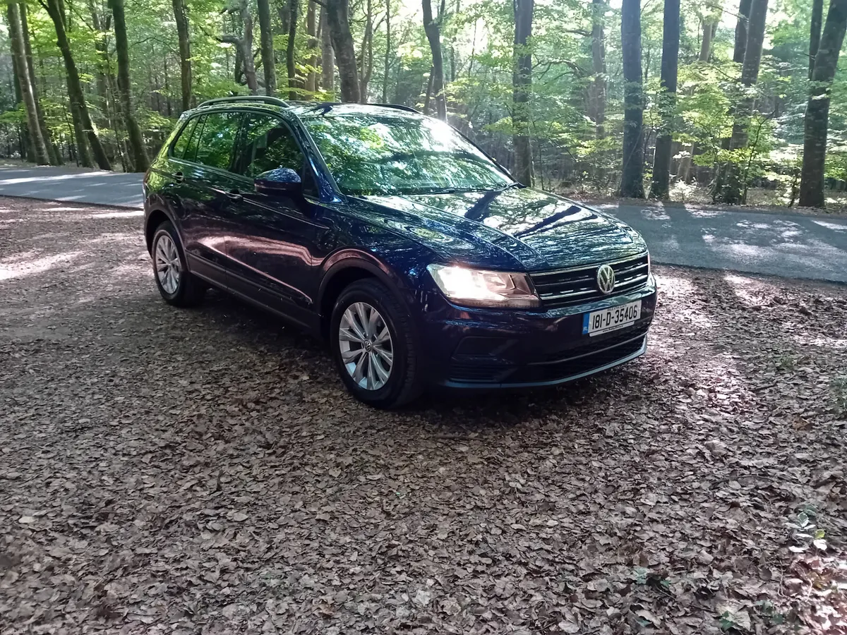 181 VW TIGUAN 2.0 TDI  SUV 6 SPEED  MANUAL - Image 3