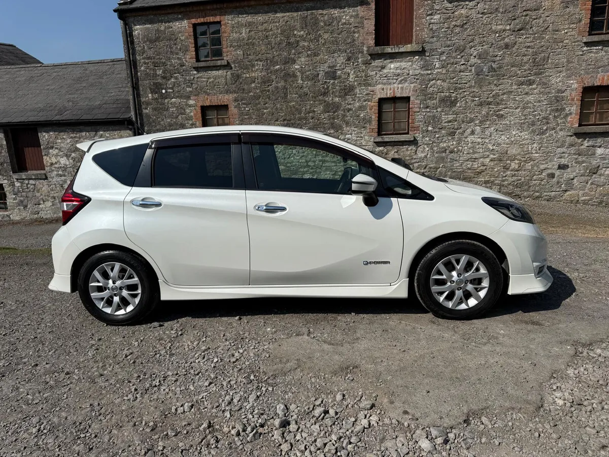 Stunning nissan note 1.2 hybrid - Image 4
