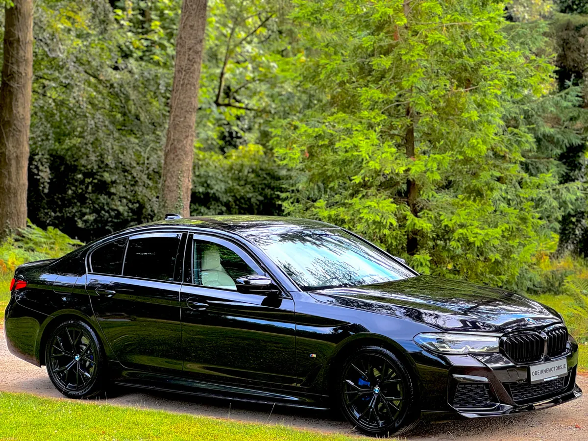 G30 LCI 520D MSPORT *SHADOW PACK* - Image 6