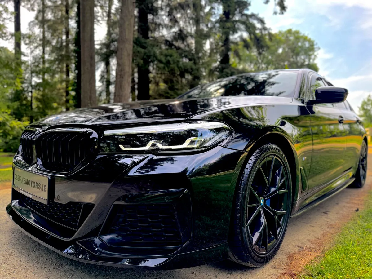 G30 LCI 520D MSPORT *SHADOW PACK* - Image 1