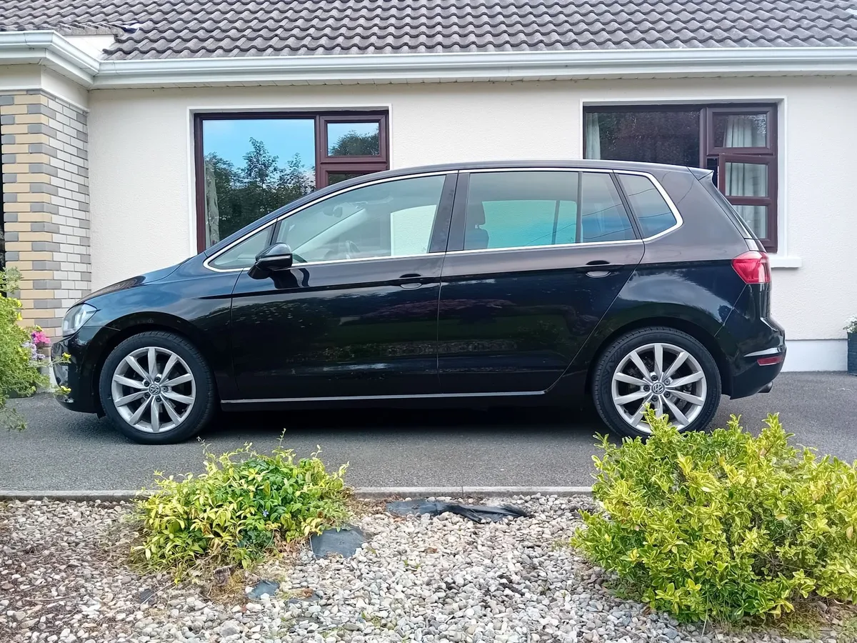 Volkswagen Golf 2017 - Image 1
