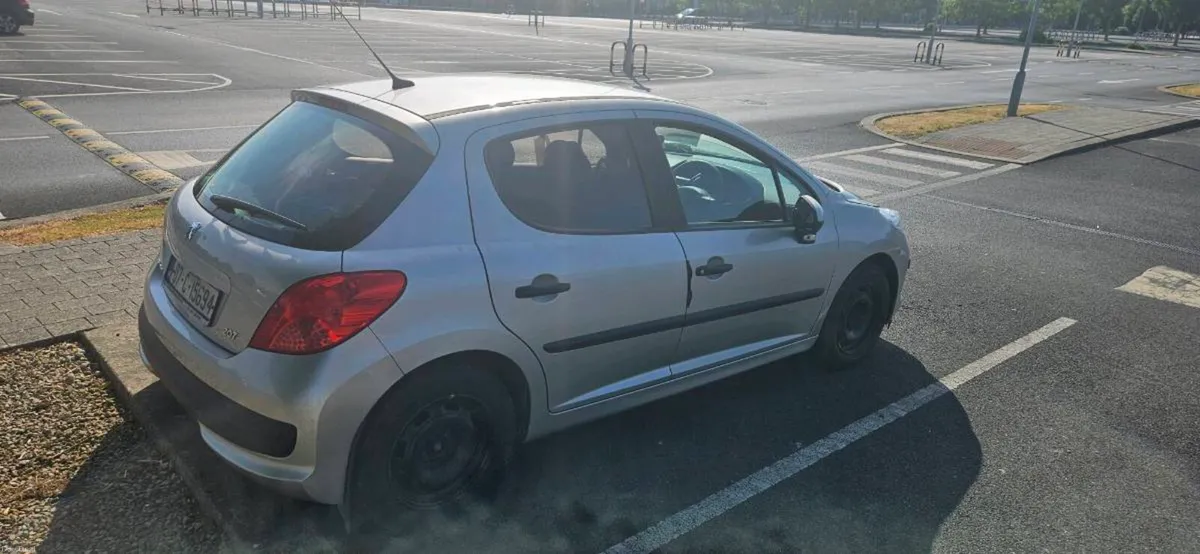 Peugeot 207 - Image 5