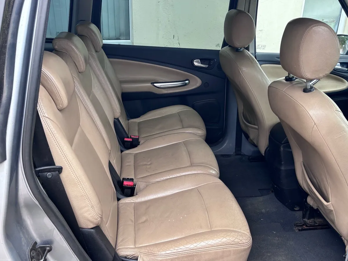 Ford Galaxy 2008 Zetec 1.8 tdci  7 seater - Image 6