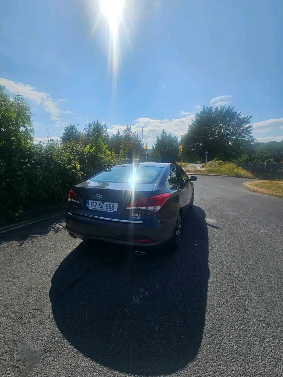 Car - Image 5