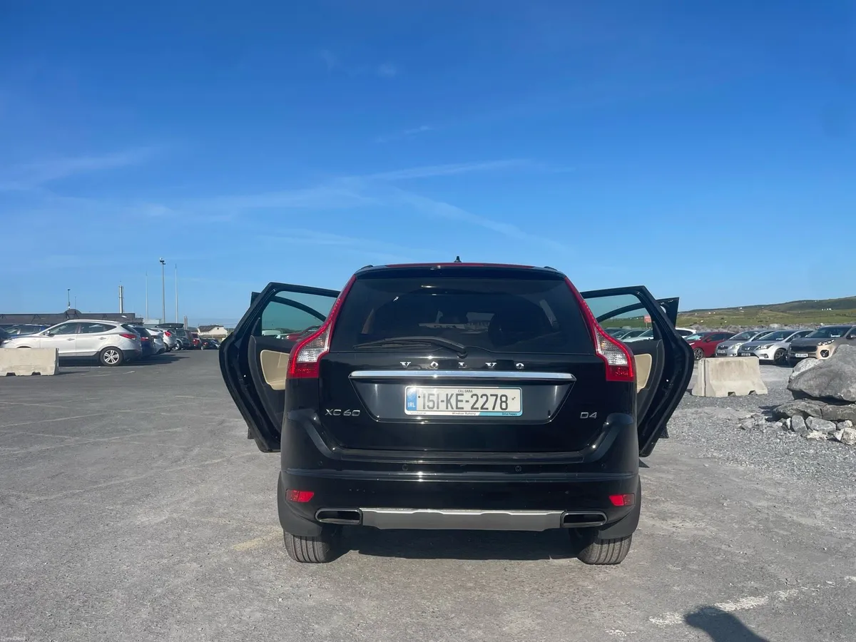 2015 Volvo 2.0 Diesel - Image 4