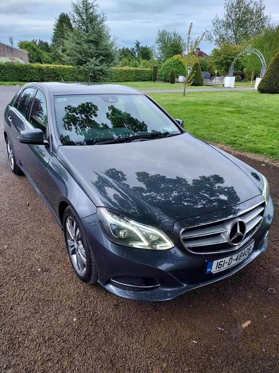 Mercedes-Benz E-Class 2016 read description - Image 1