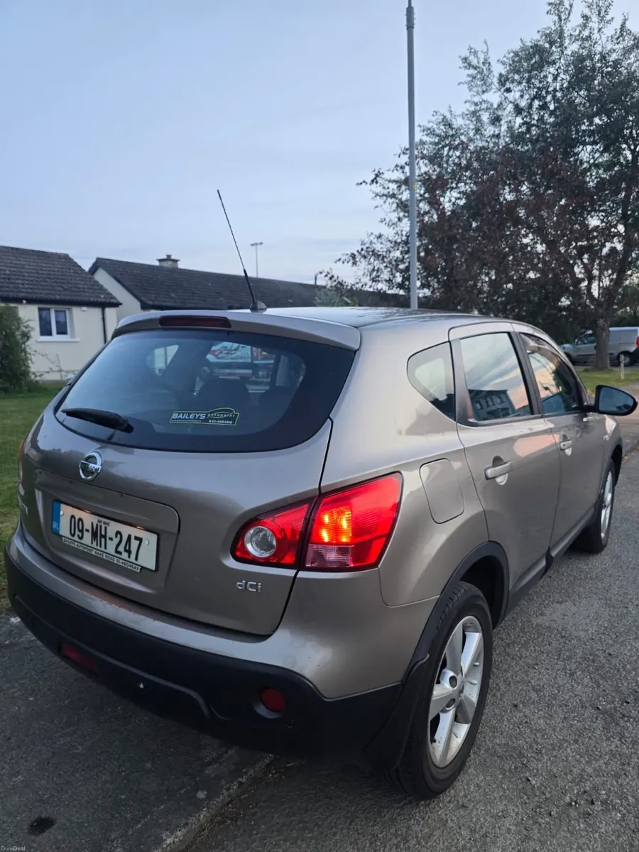 Nissan Qashqai 2009 - Image 5