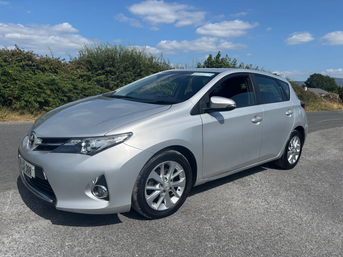 Toyota Auris 2014 1.4 d4d low KLM’s - Image 3