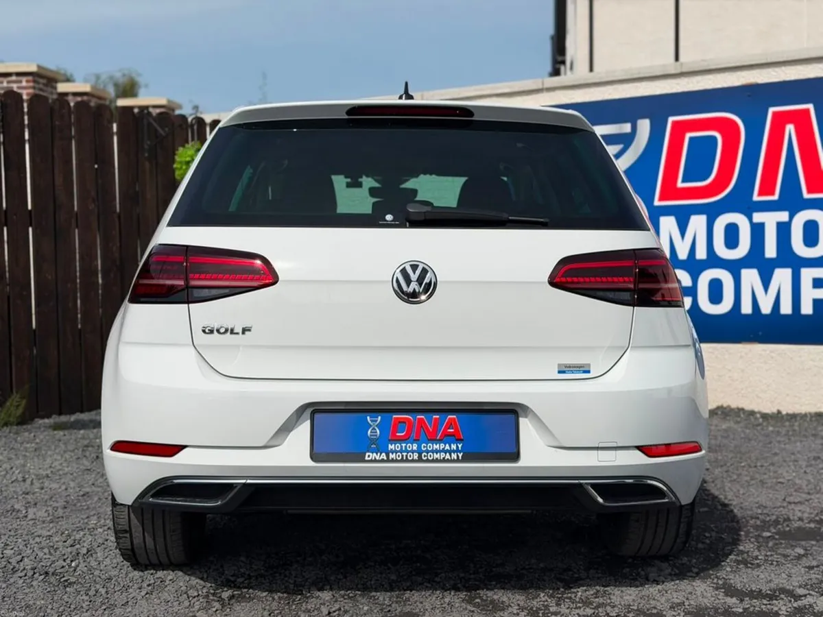Volkswagen Golf 1.4 HIGHLINE AUTO - ONLY 60KMS - Image 6