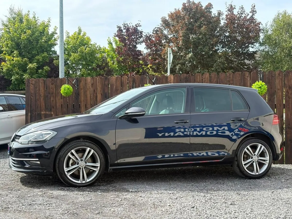 Volkswagen Golf LEATHER INTERIOR - AUTO - ONLY 55K - Image 4