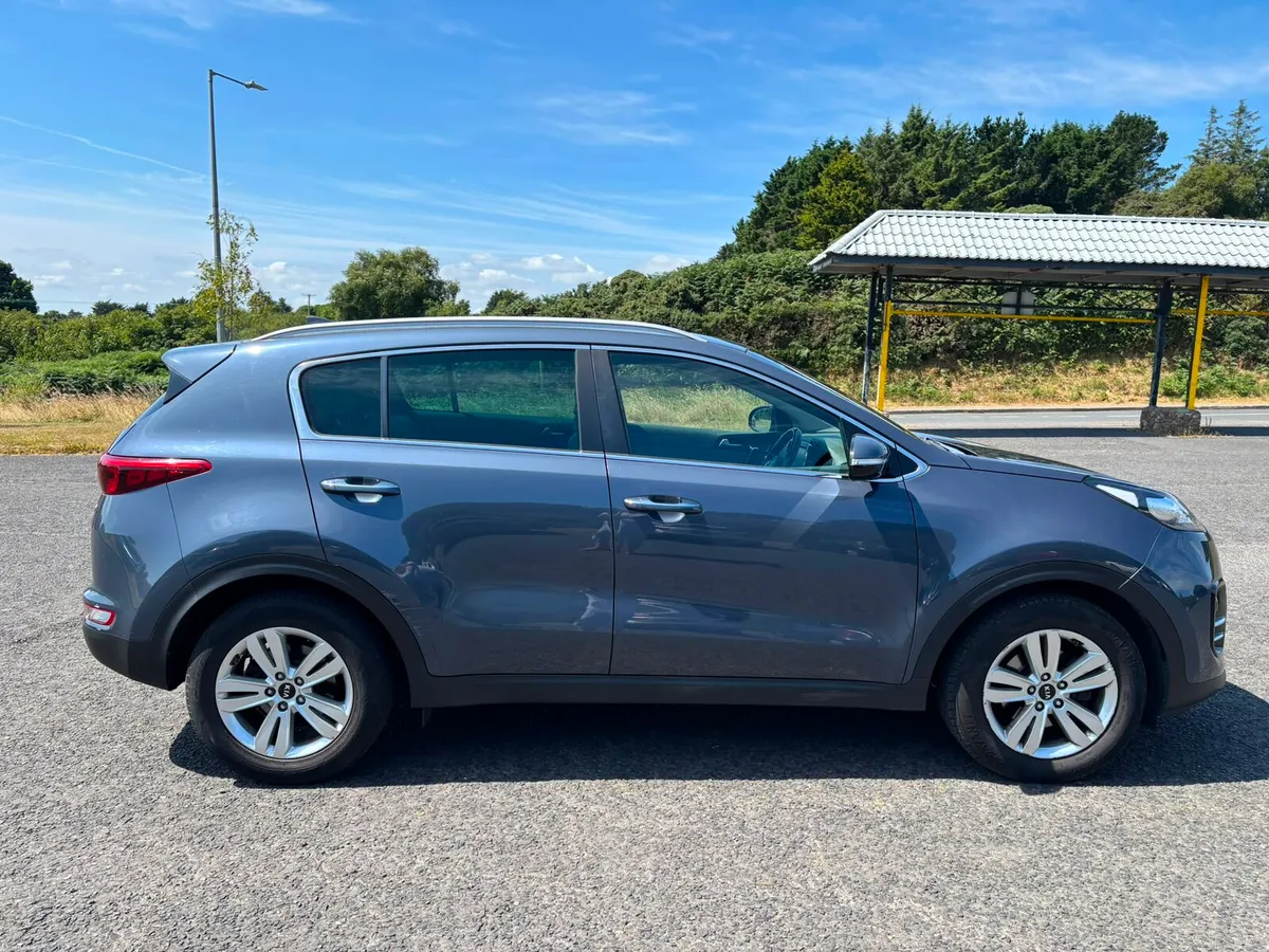 Kia Sportage 1.7 Platinum - Image 5