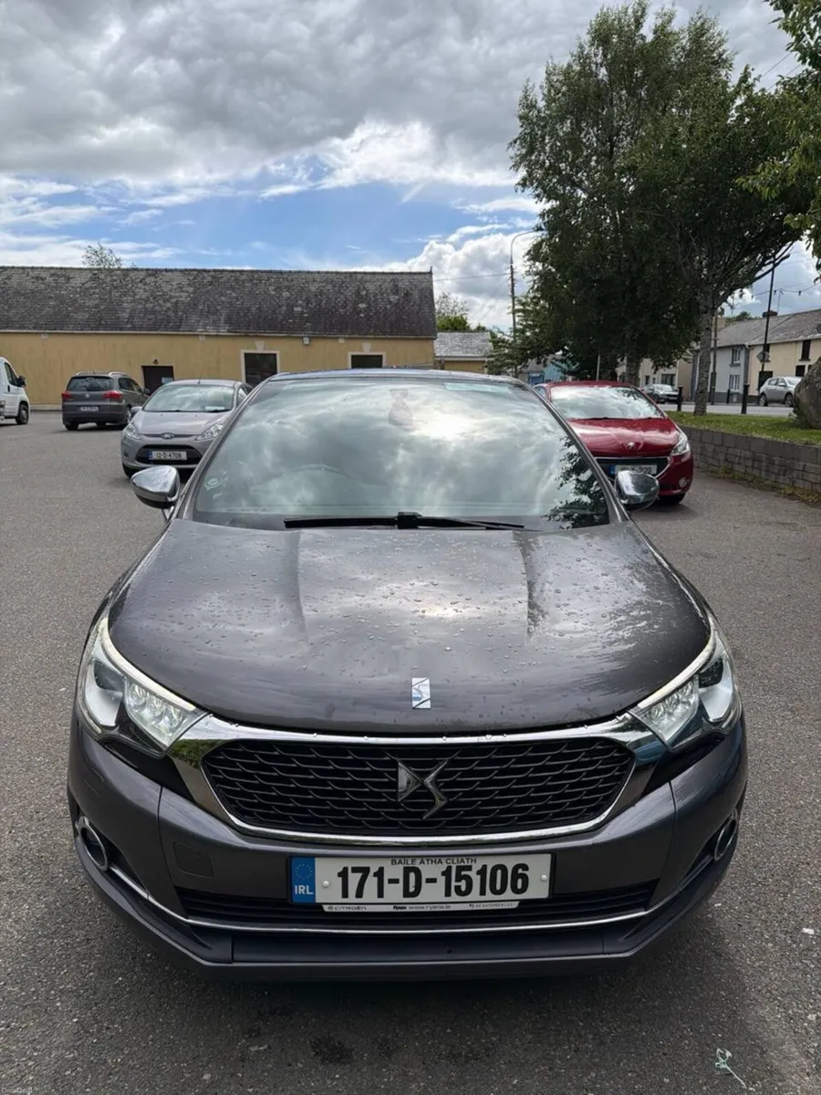 2017 Citroen DS4  Automatic Low mileage New T-Belt - Image 2