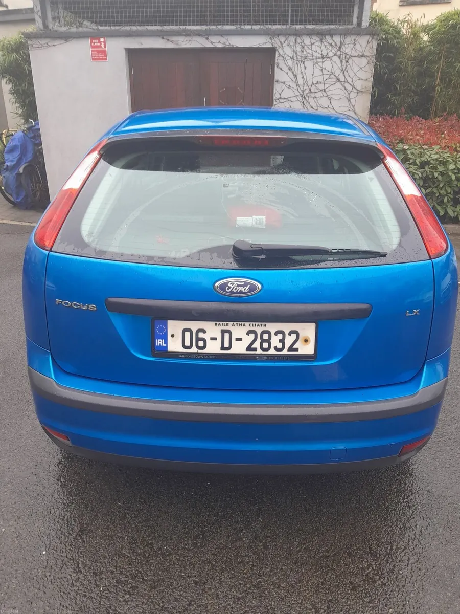 Ford Focus 2006 - Image 2