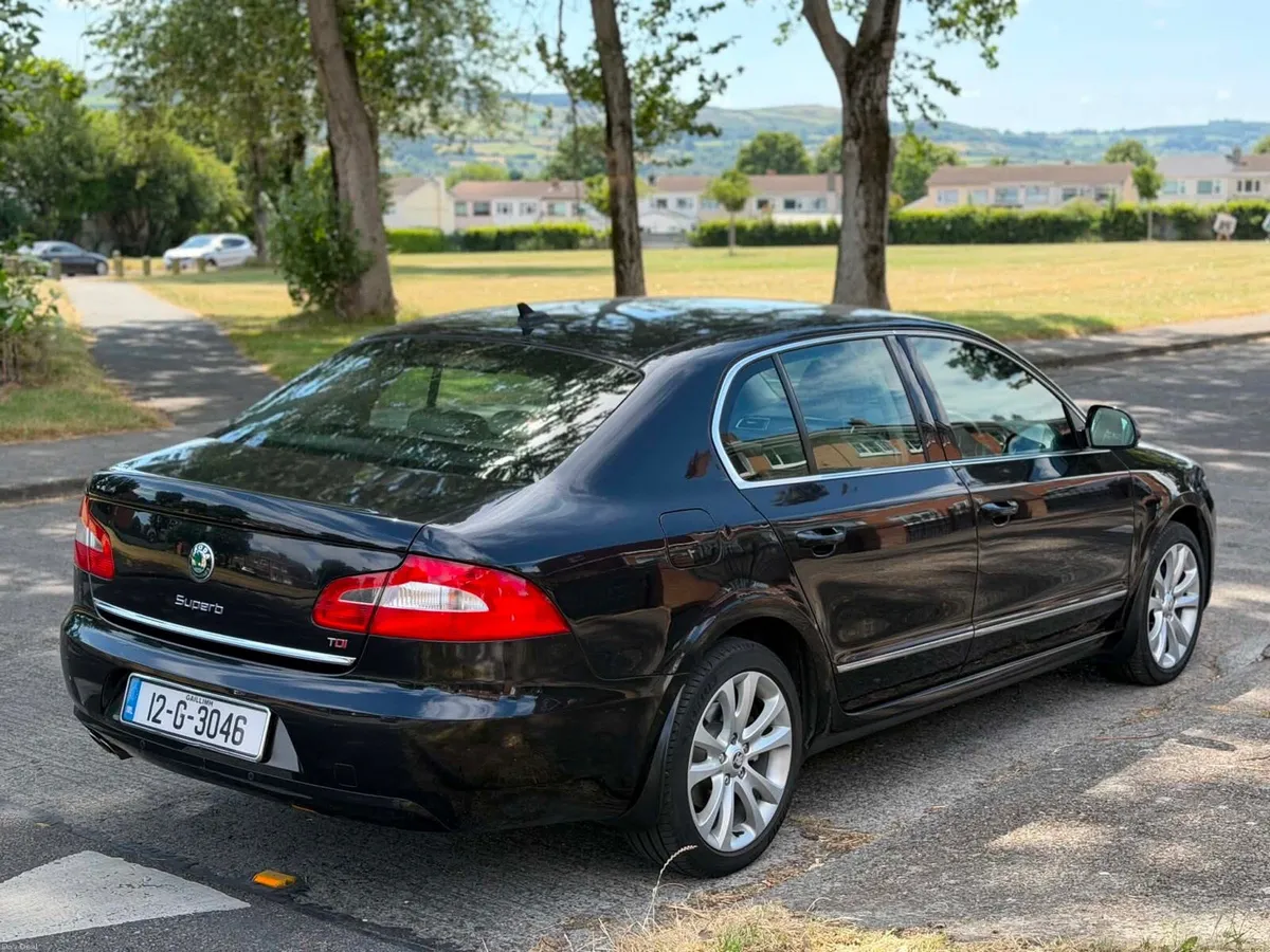 Skoda superb Exclusive DSG - Image 4